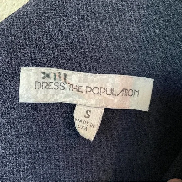 Dress The Population V Neck Floor Length Sleeveless Gown With Slit - Picture 5 of 7